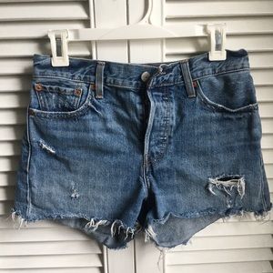 Levi’s high waisted denim Wedgie short sz 28 / 6